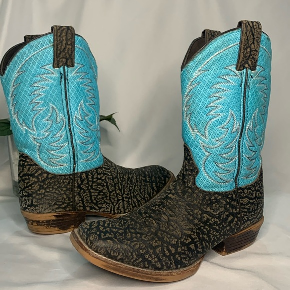 NOCONA BOOTS Fynn Western Cowboy Boots - Picture 12 of 16